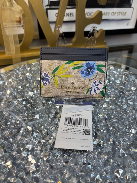 kate spade Accessories - Kate Spade Spade Flower Small Slim Card Holder NWT